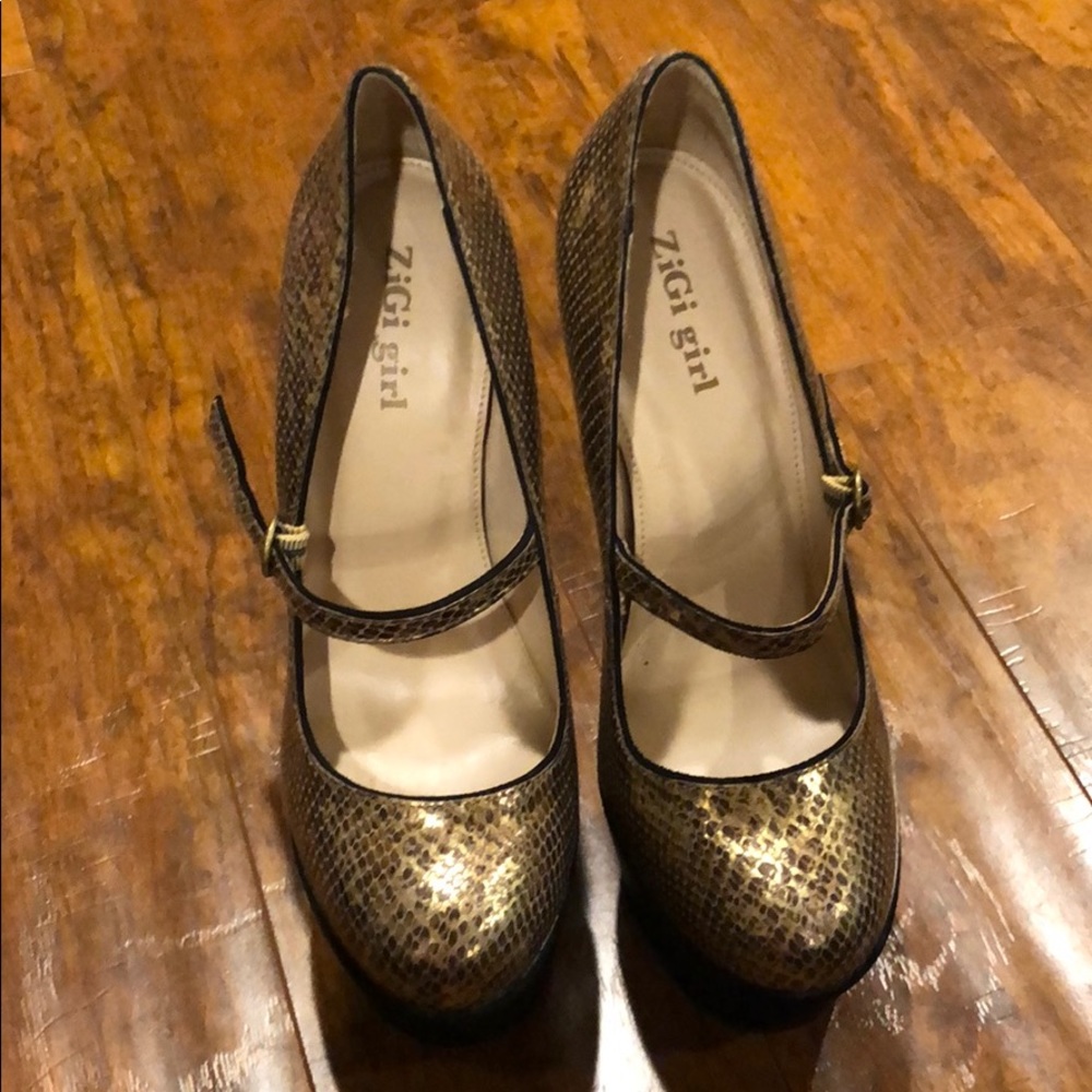 Brand new zigi soho heels